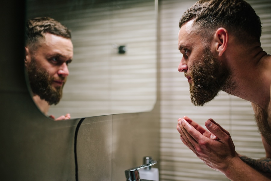 How to Wash a Beard: 5-Minute Beard Wash Routine & Tips