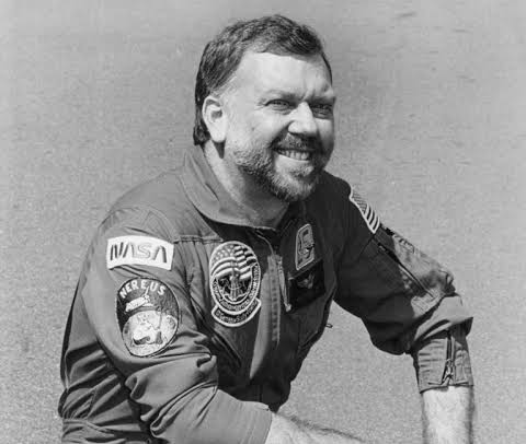 Paul Scully-Power: The First Bearded Astronaut