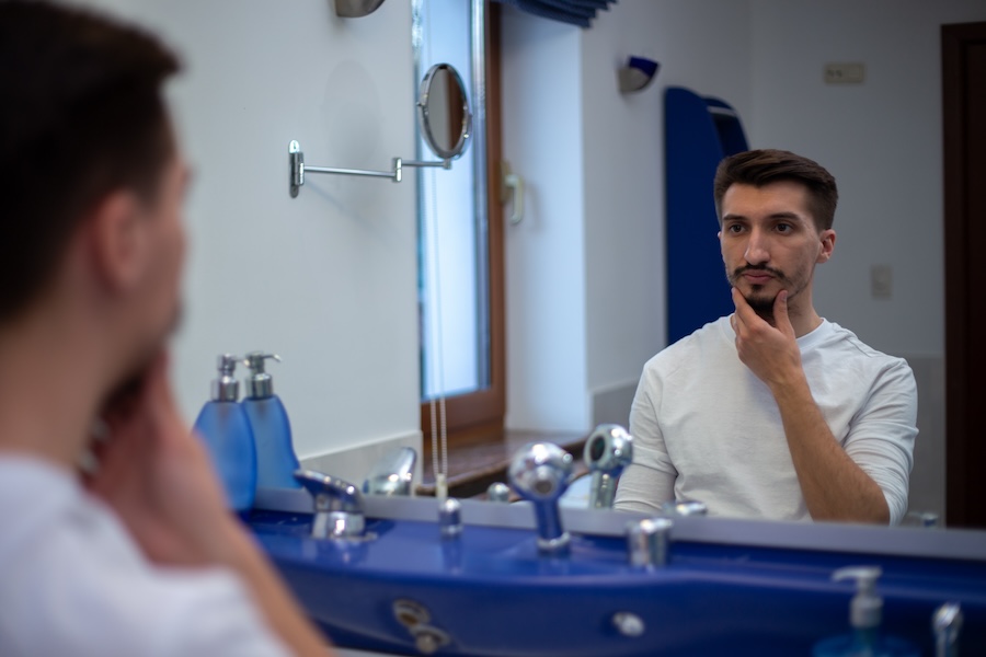 How to Fill in a Patchy Beard (Even With Bald Spots)