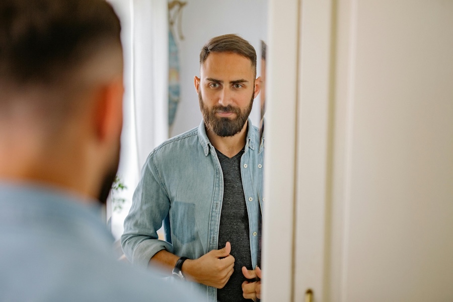 Men’s Grooming Essentials: Building the Ultimate Self-Care Kit