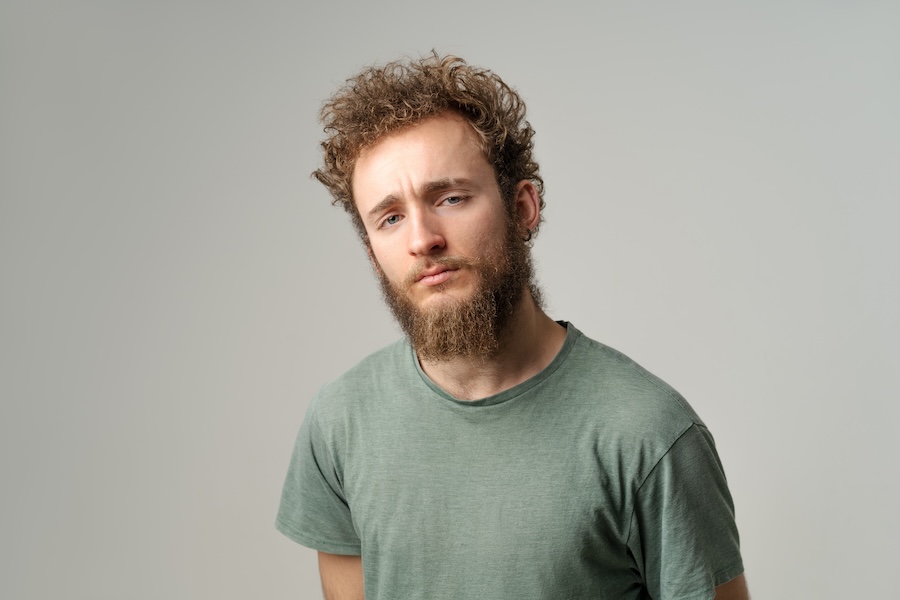 Dealing with a Curly Beard