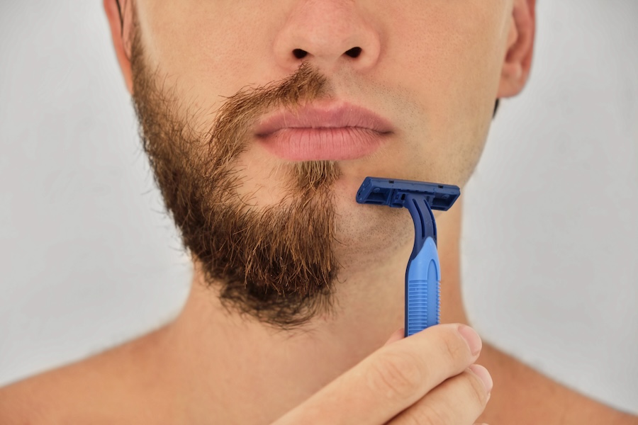 How to Trim a Neck Beard: Mastering the Perfect Beard Neckline