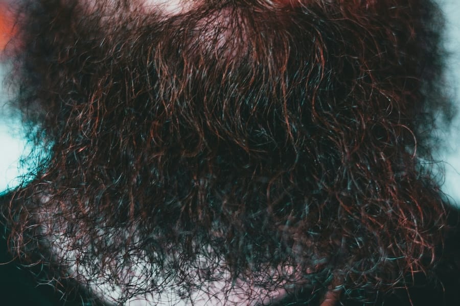 When Your Beard Routine Isn’t Working — How to Tell It’s Time for Change — article illustr