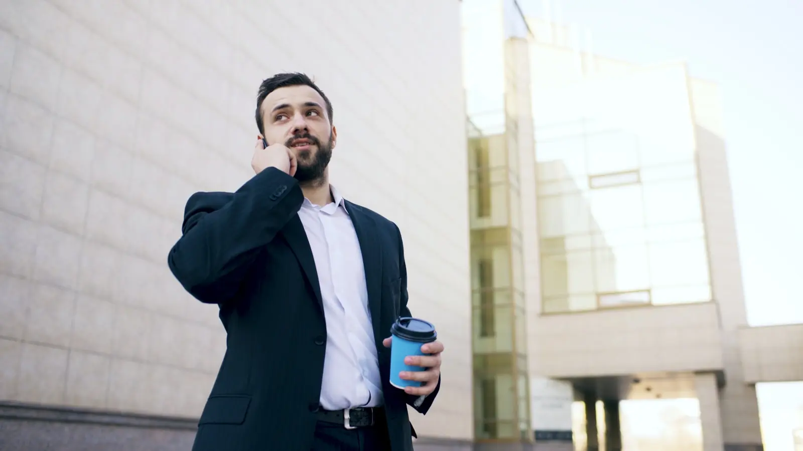 How to Match Your Beard Style to Your Lifestyle: What Works for the Office, the Outdoors, or Both