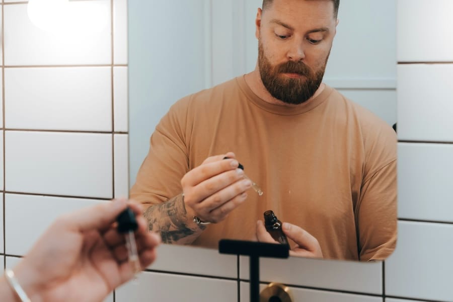 How Humidity and Dry Climates Affect Your Beard — article illustration